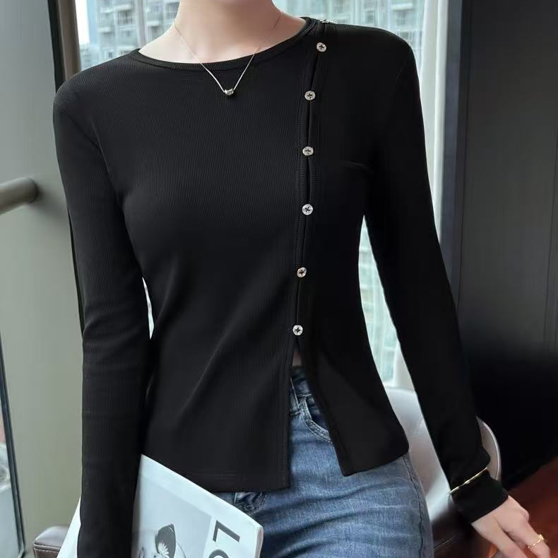 纽扣圆领气质百搭上衣春秋修身显瘦洋气长袖针织设计感打底衫时尚