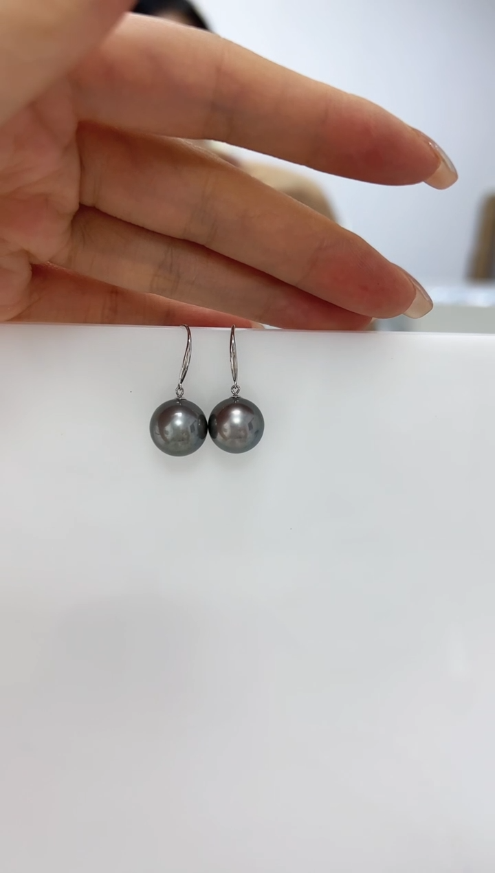 【闪购商品】海水珍珠DA18K金镶嵌大溪地耳钩 12 SS171