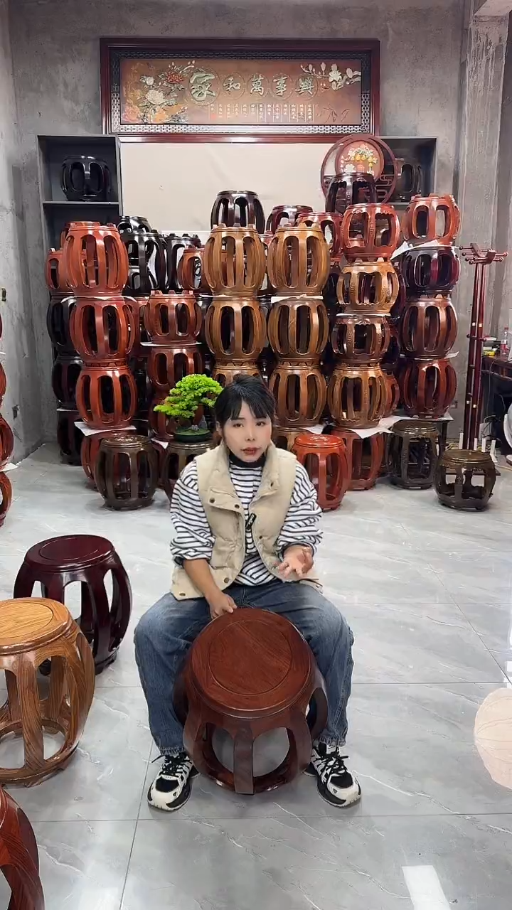 【闪购商品】花梨木类家具胡桃色大号鼓凳一对