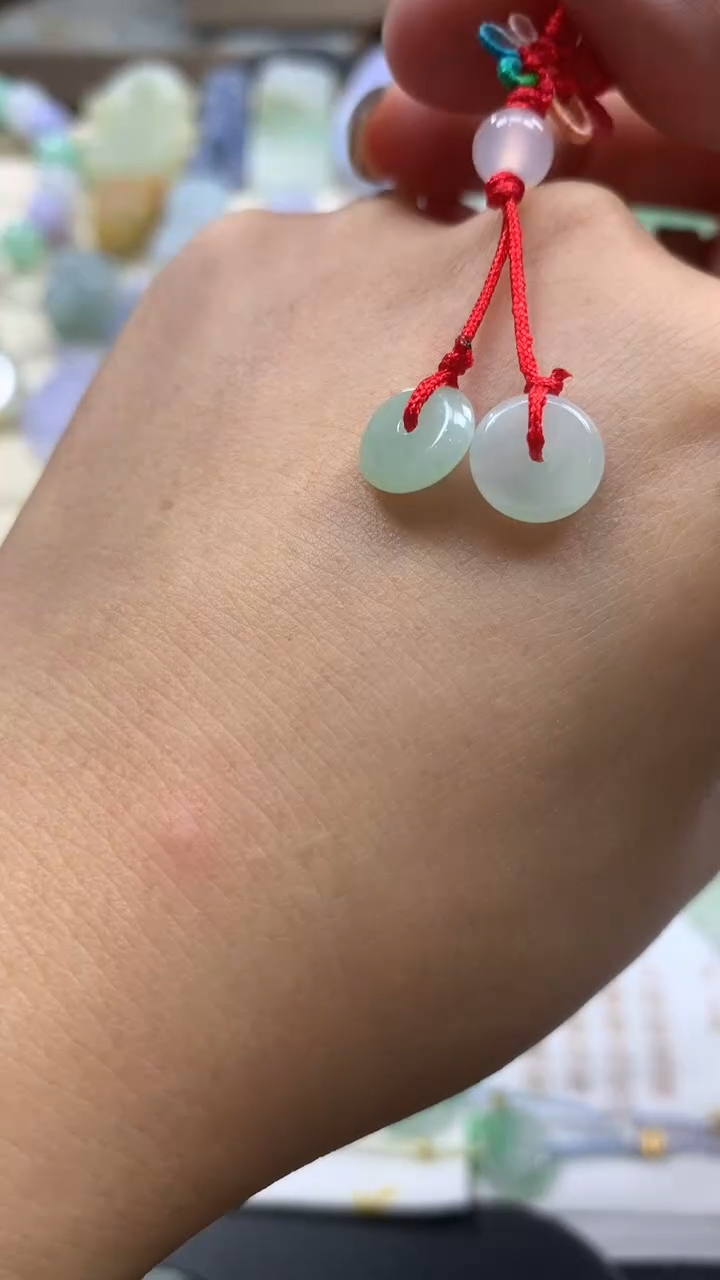 【闪购商品】翡翠颈饰未镶嵌翡翠