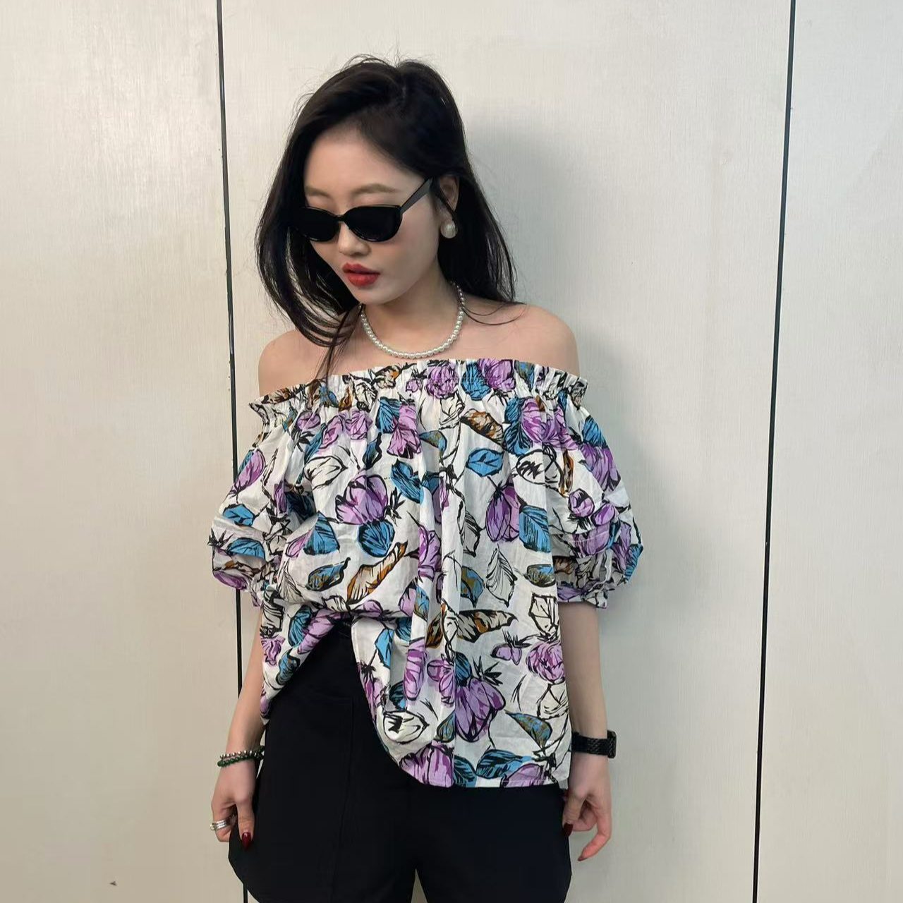 花苞袖碎花宽松型小众时尚法式气质薄款泡泡袖抹胸衬衫一字肩