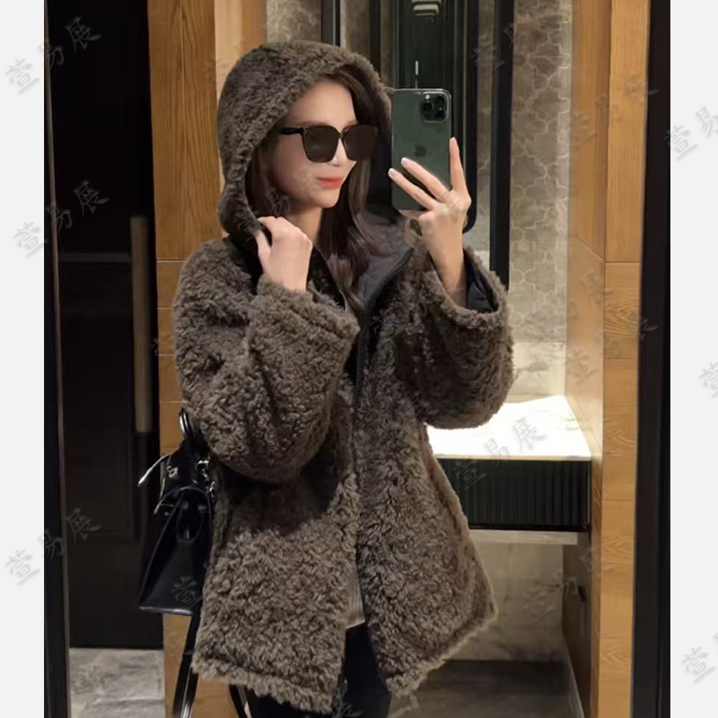 萱易展-“冬令时”100澳洲绵羊毛两面穿连帽毛呢外套-WT111002