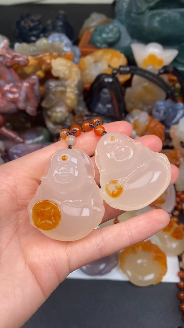 未镶嵌颈饰玛瑙/玉髓火*人AA