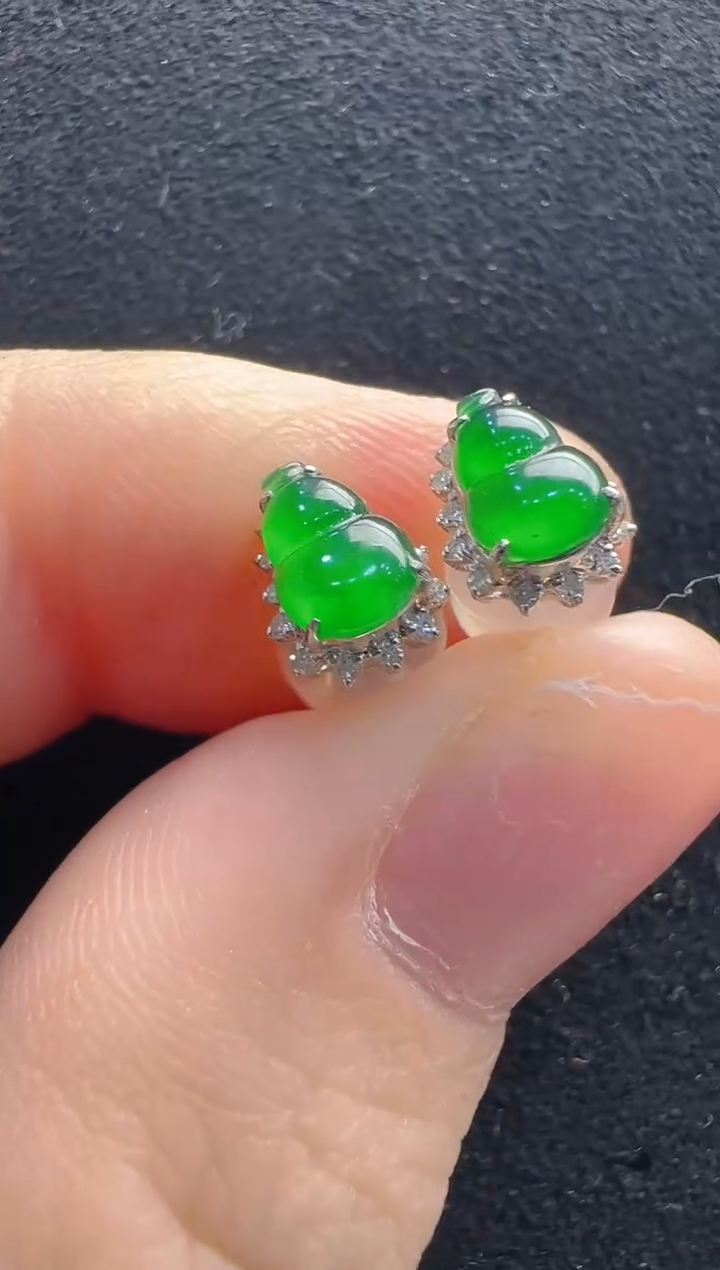 【闪购商品】翡翠耳饰18K金镶嵌多样性发货拍一发一