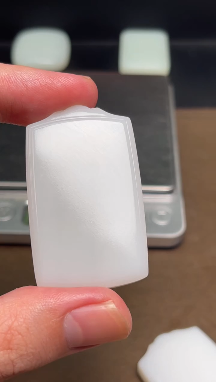 颈饰未镶嵌和田玉40