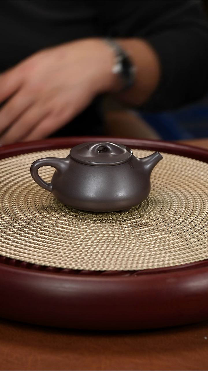 茶壶紫砂38     220cc