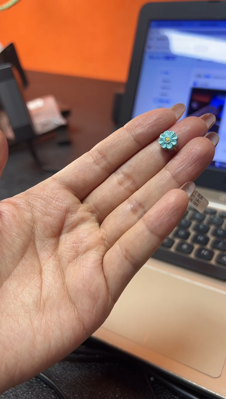 未镶嵌绿松石把件太阳花配饰