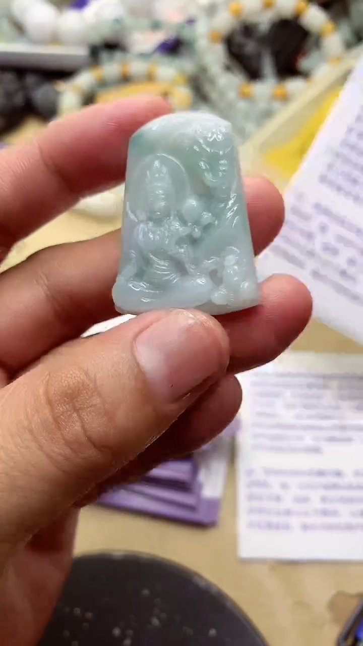 定制翡翠未镶嵌翡翠1