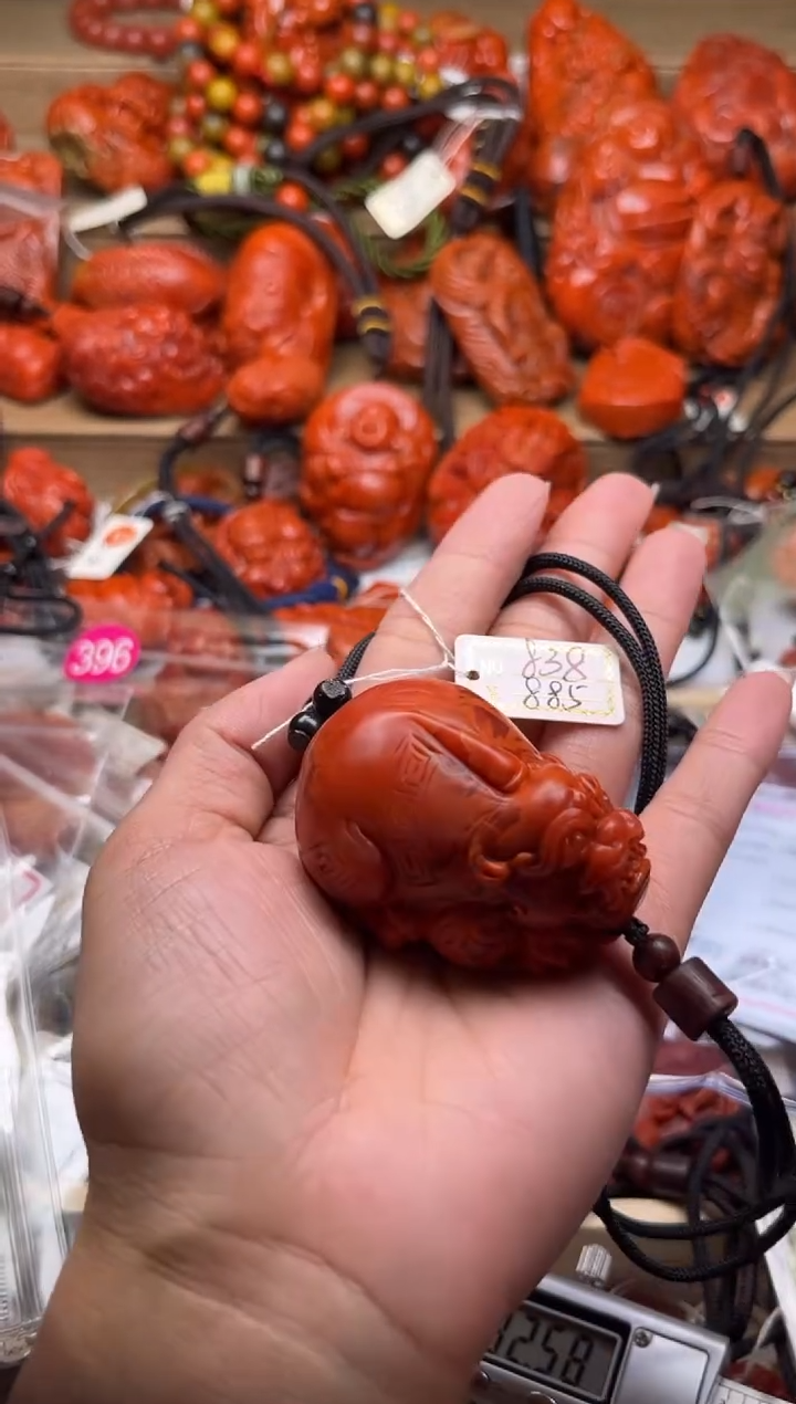 【闪购商品】南红玛瑙珠宝奇石未镶嵌838