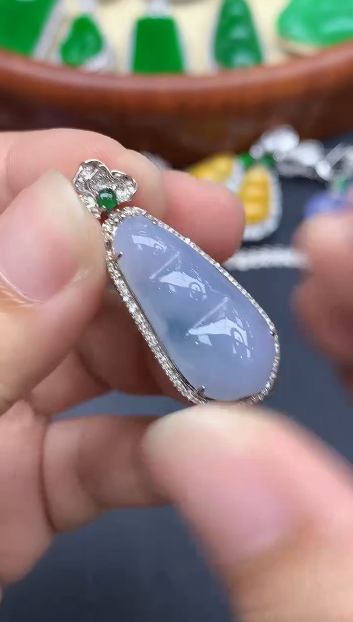 颈饰18K金镶嵌翡翠473-中国好珍宝