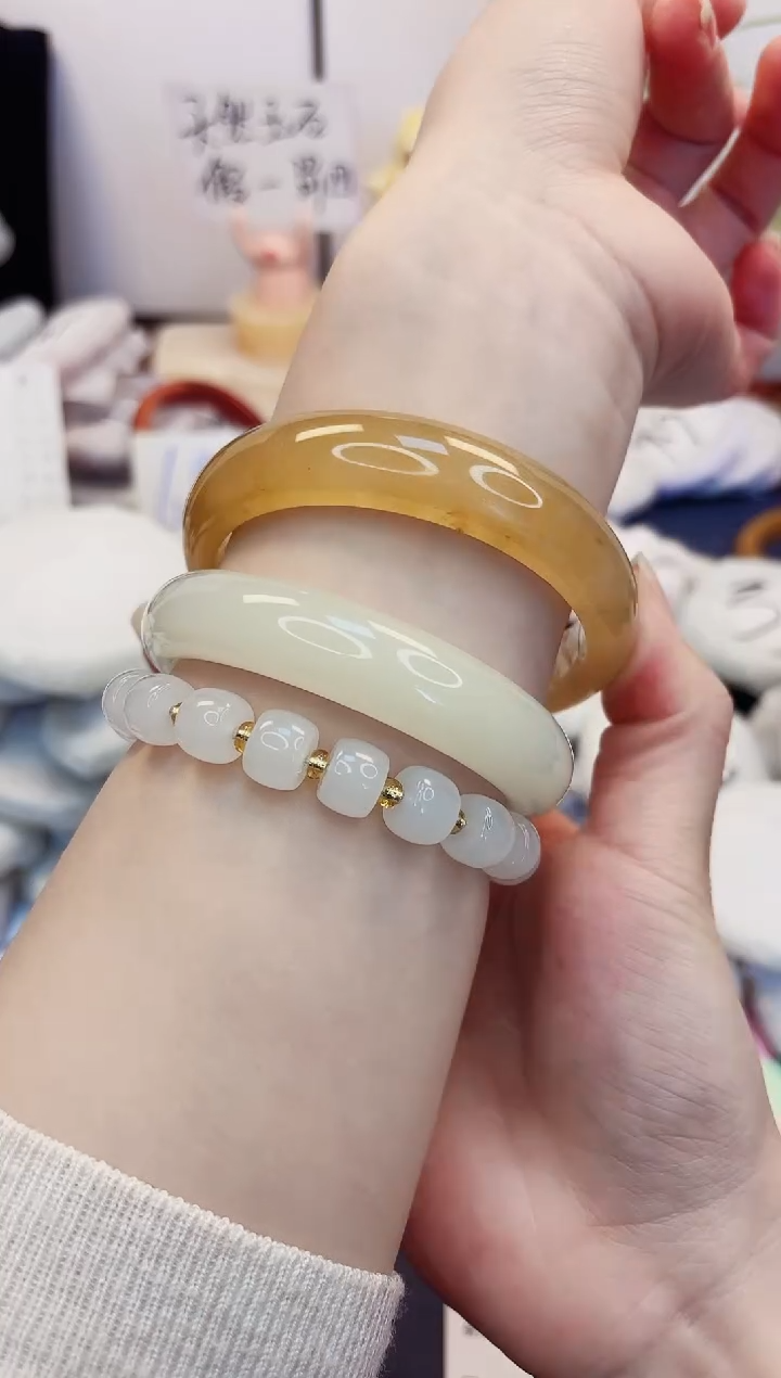 【闪购商品】石英质玉手镯未镶嵌486-财气镯-圈口61