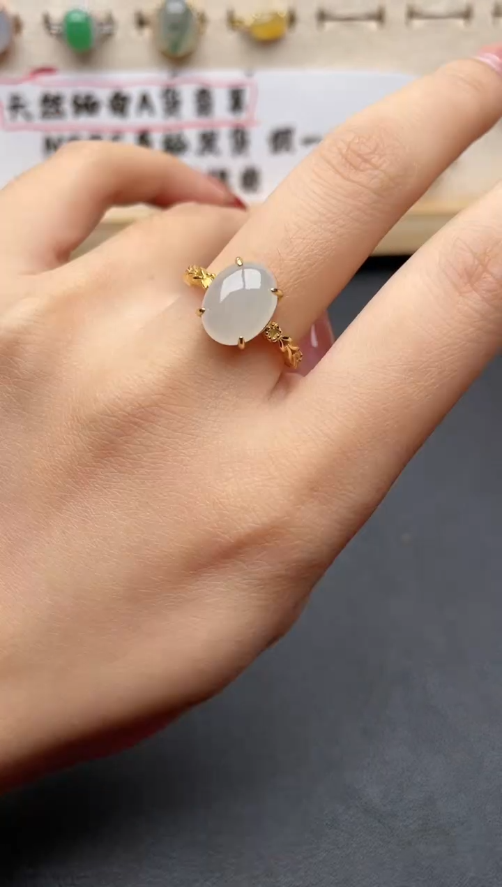 【闪购商品】翡翠戒指银S925镶嵌一物一证一礼盒