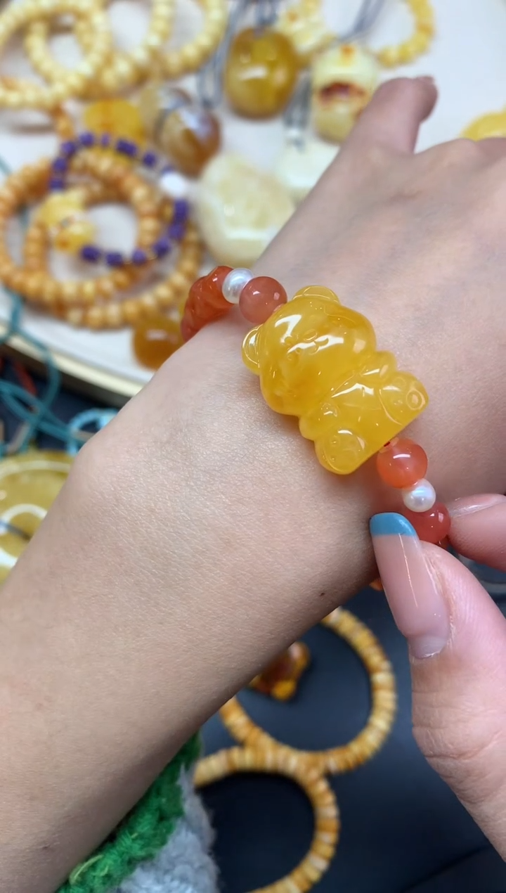 【闪购商品】蜜蜡裸石18K金镶嵌手串A441|880