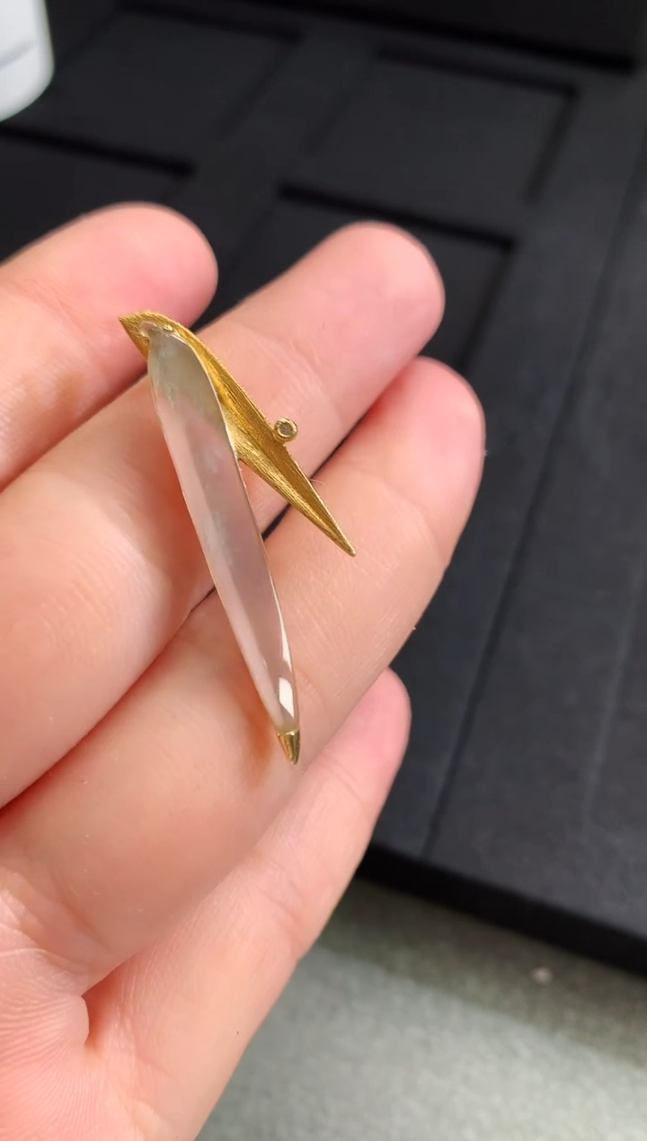 【闪购商品】翡翠吊坠(不含链)18K金镶嵌吊坠