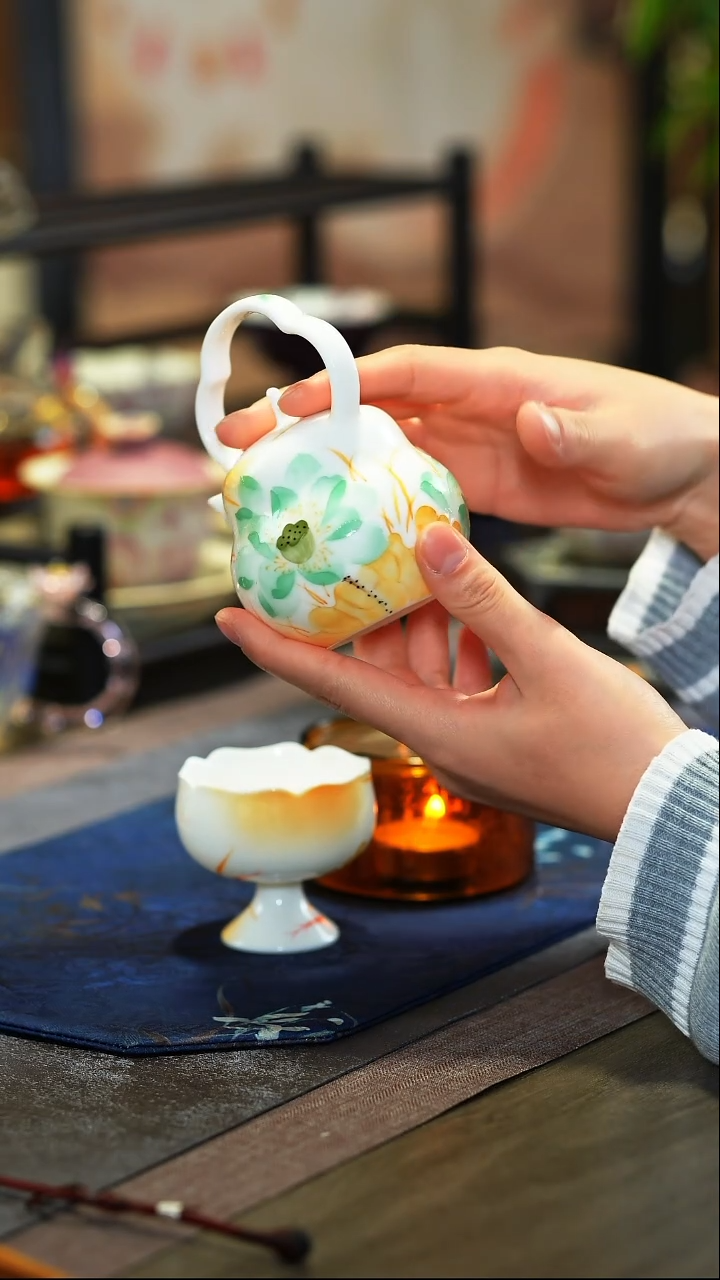 壶加杯哈哈哈哈啊哈