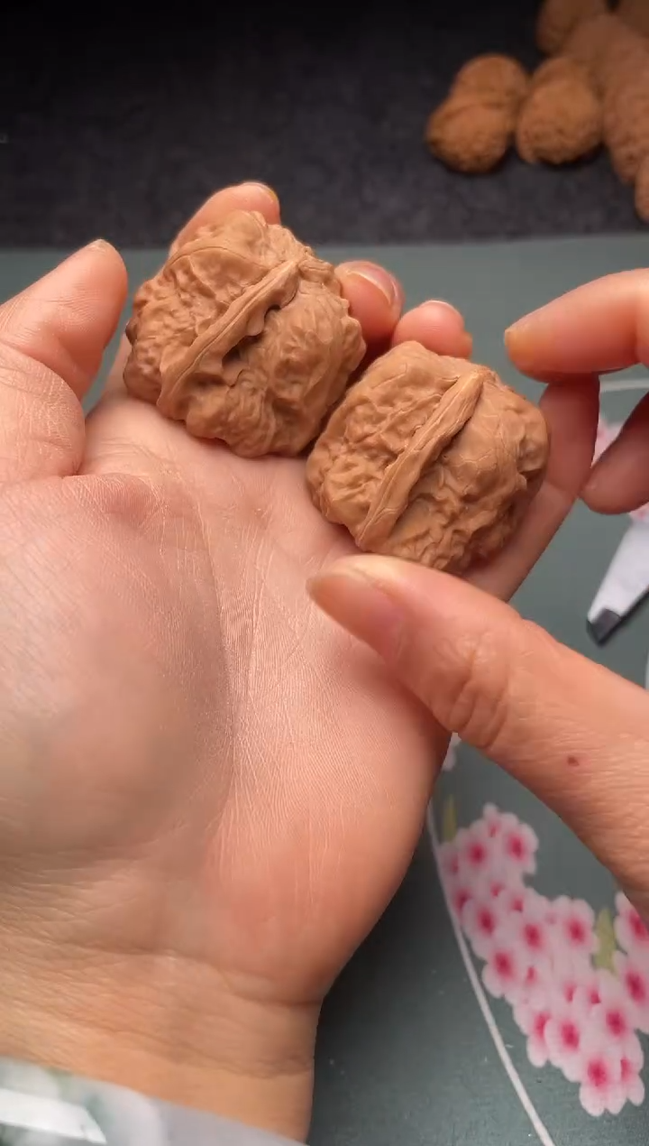 把件文玩核桃w60    蛤蟆头 38尺