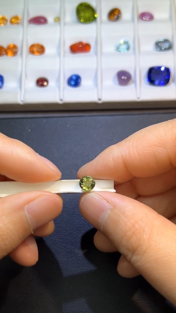 【闪购商品】碧玺裸石未镶嵌1.02新品