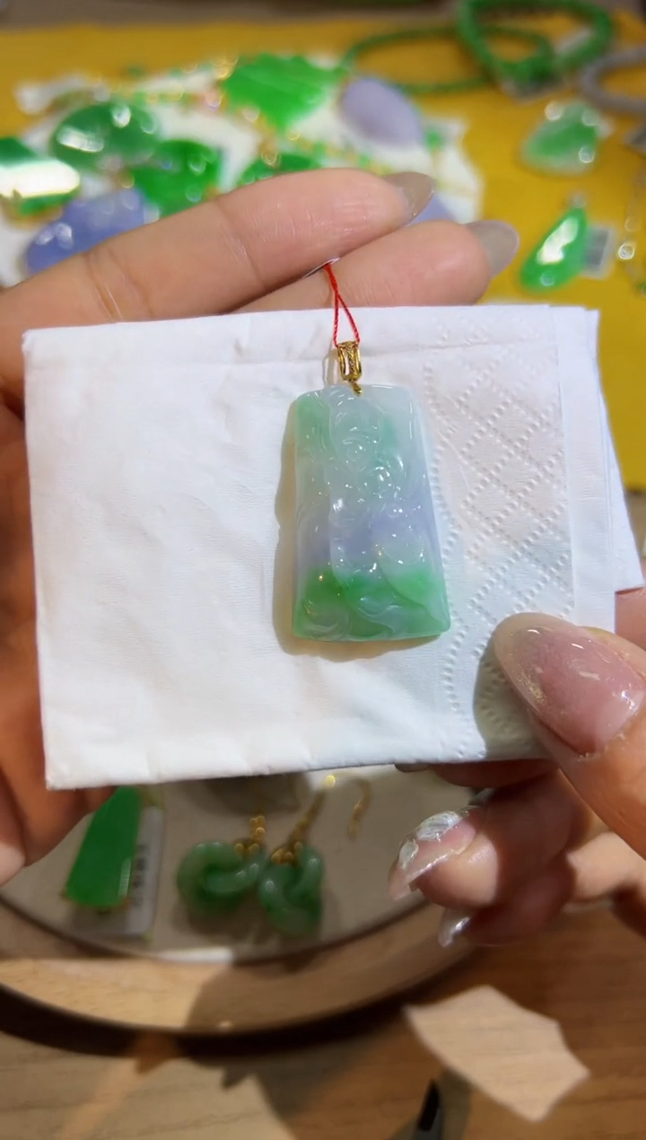 【闪购商品】翡翠颈饰18K金镶嵌Q缅料A货翡翠/支持复检/一件