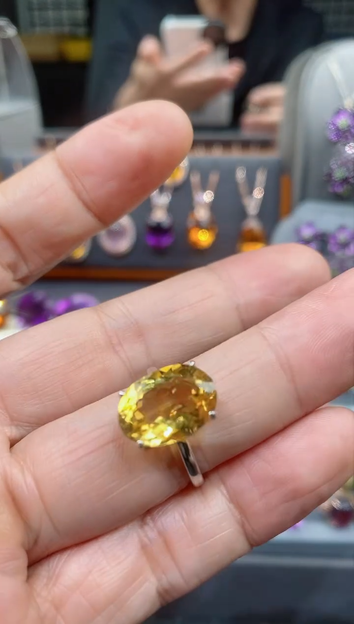 【闪购商品】黄晶戒子银S925镶嵌黄晶戒子