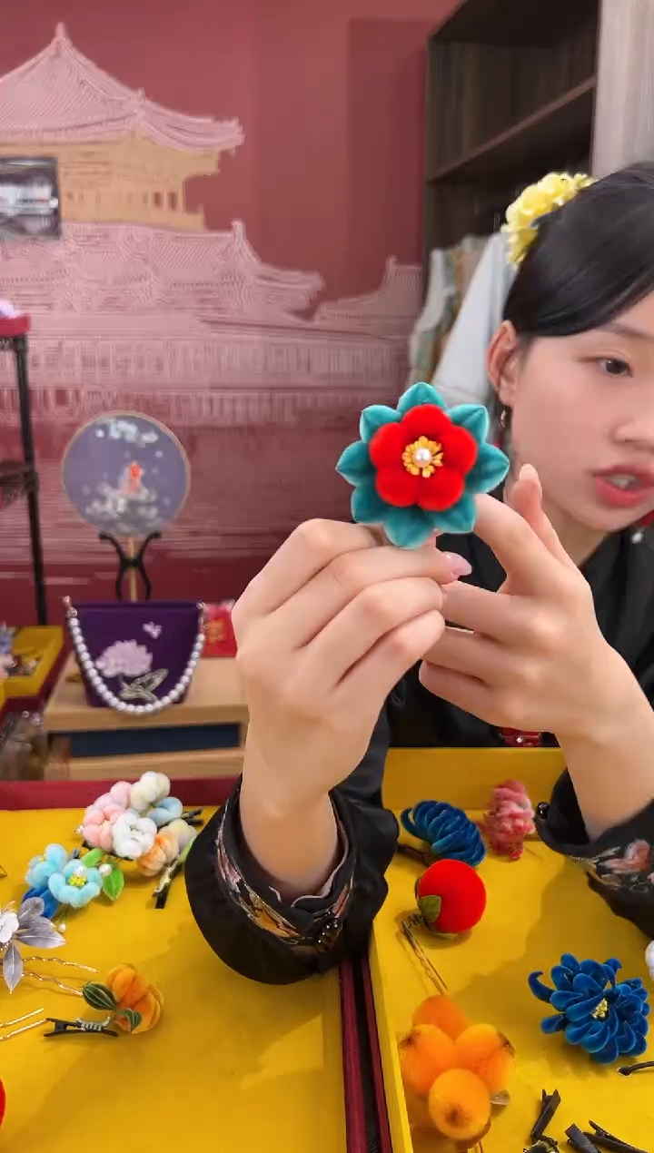 【闪购商品】刺绣非遗绒花（发饰）