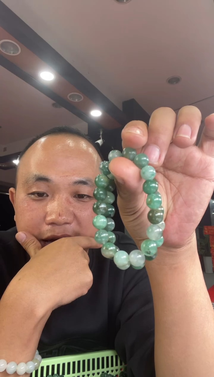 【闪购商品】石英质玉手链未镶嵌手串