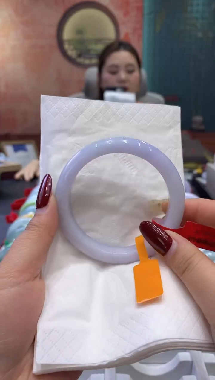 【闪购商品】翡翠手镯未镶嵌多人0005056