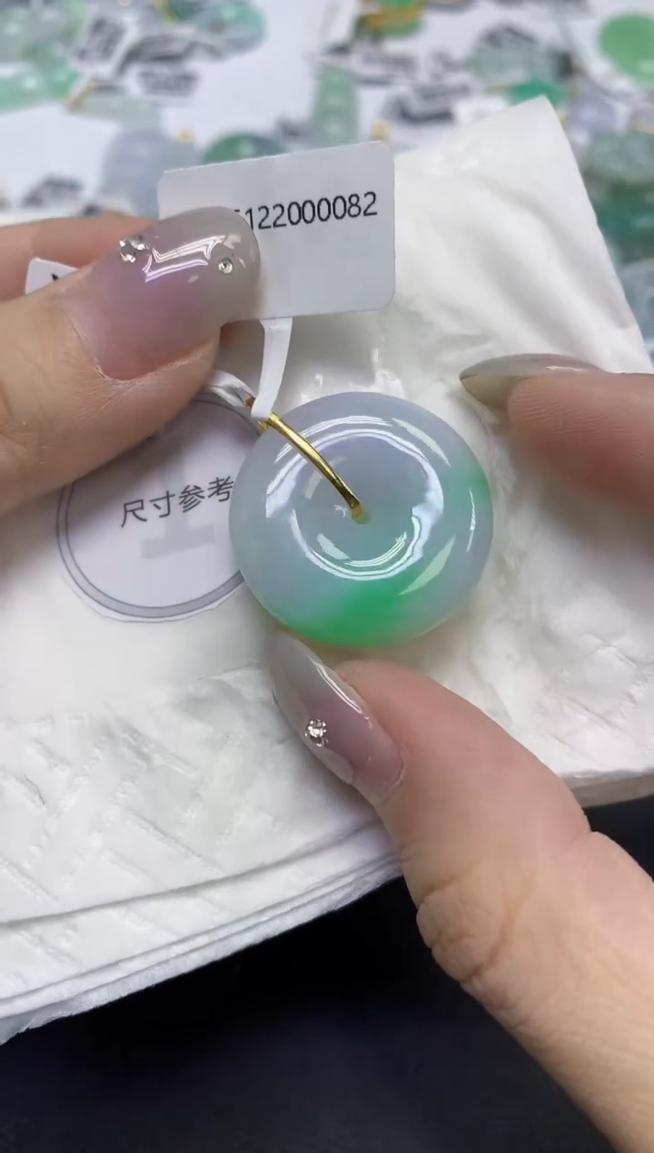 颈饰18K金镶嵌翡翠天然缅甸翡翠A货百元以上9元证书费自理