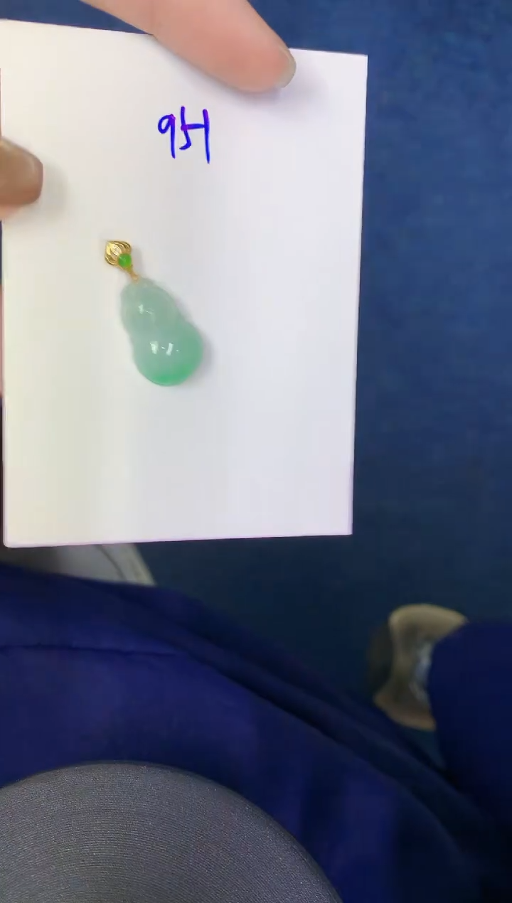 颈饰未镶嵌翡翠缅甸天然翡翠A货
