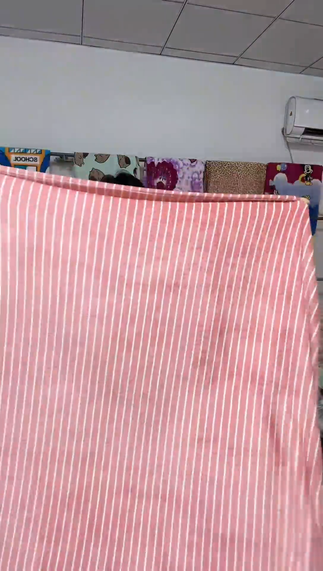 法兰绒1.5x2双面绒成品毯