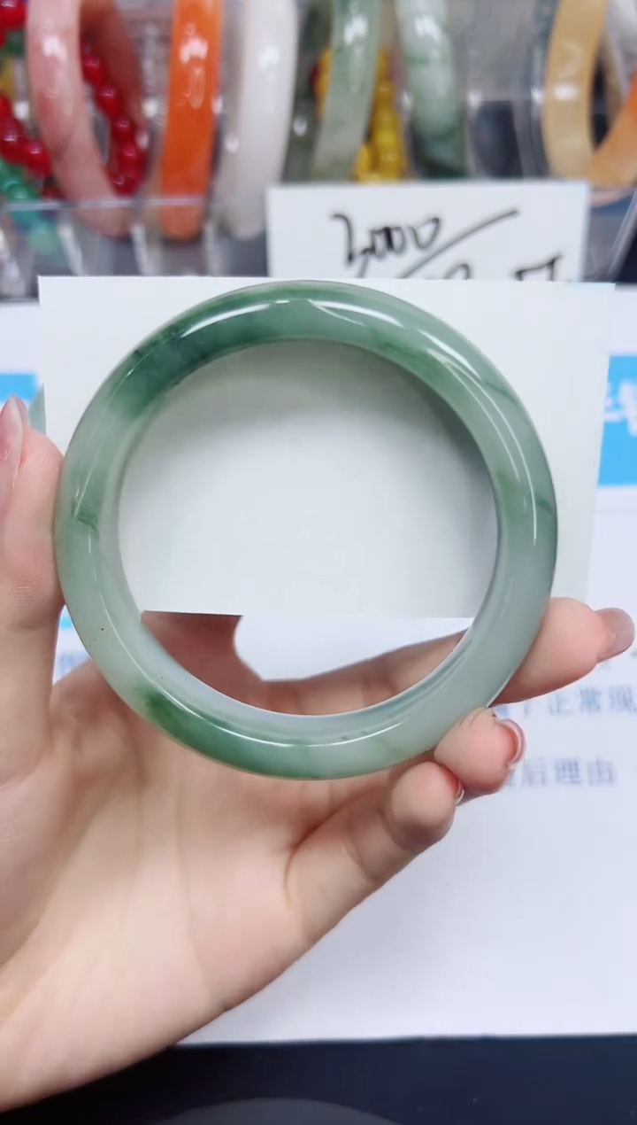 石英质玉手镯未镶嵌93/58