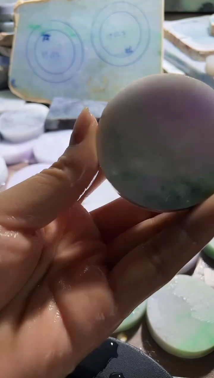 翡翠未镶嵌颈饰娟娟148