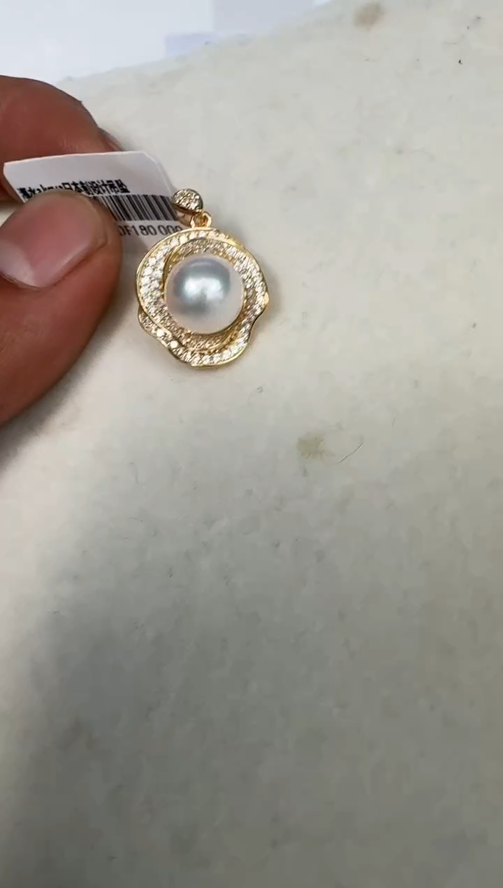 颈饰银S925镶嵌海水珍珠吊坠