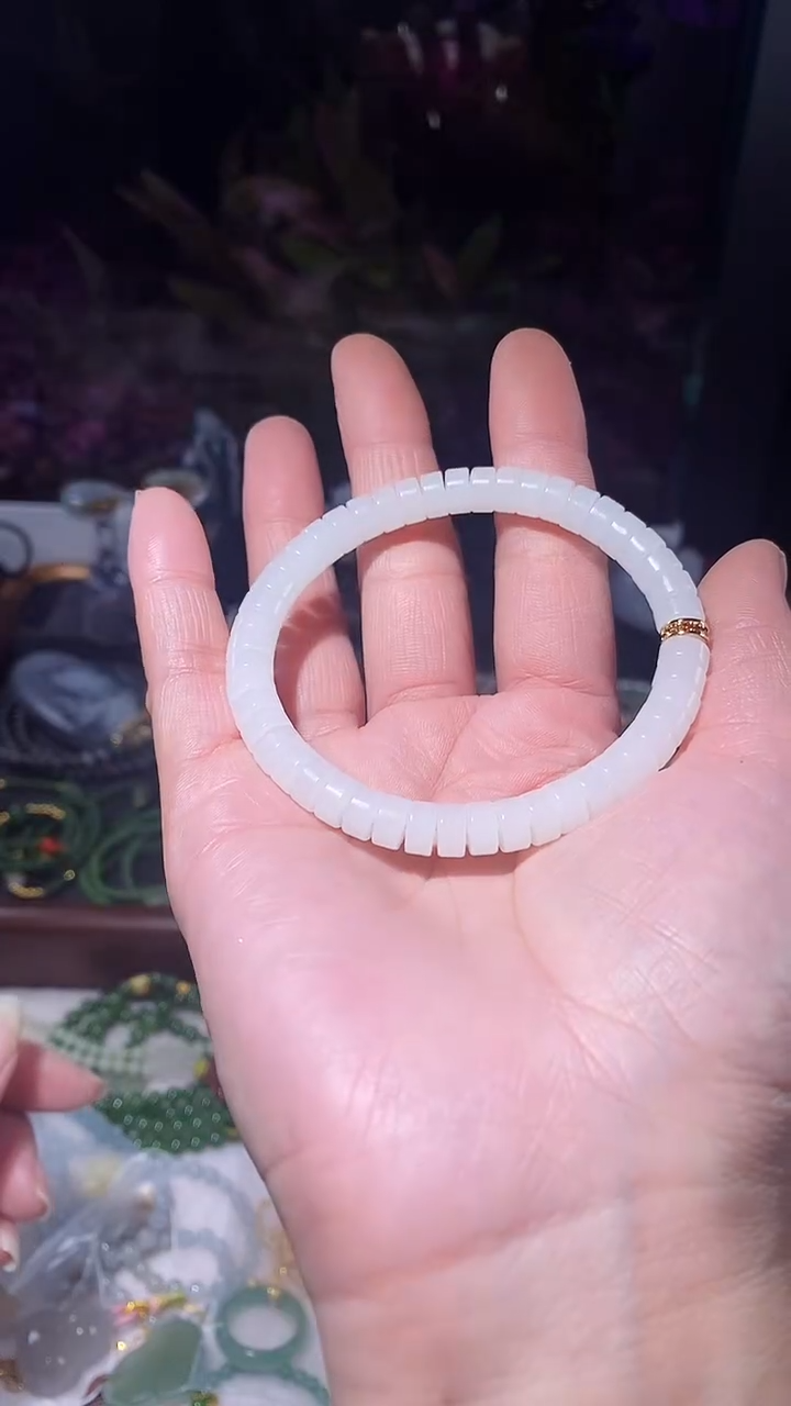 未镶嵌手链和田玉多样性发一件