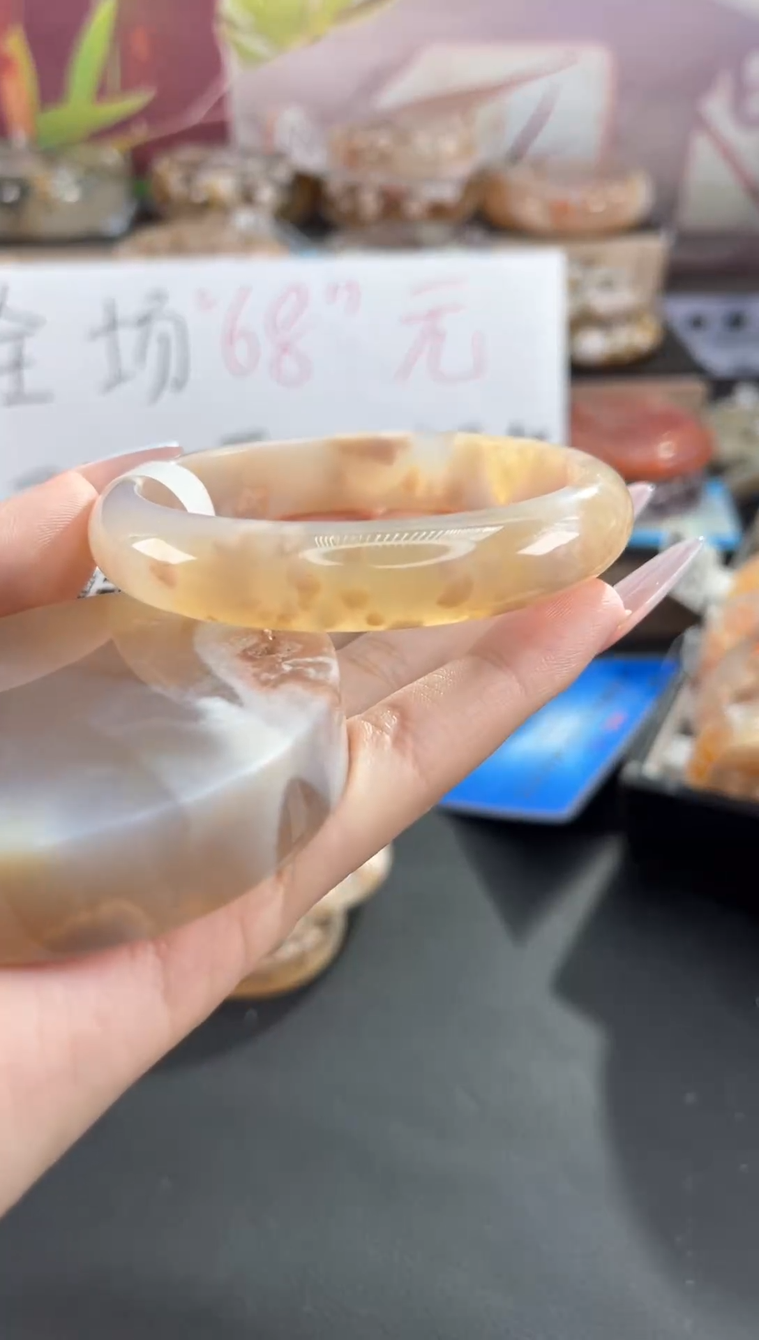 未镶嵌手镯石英质玉59