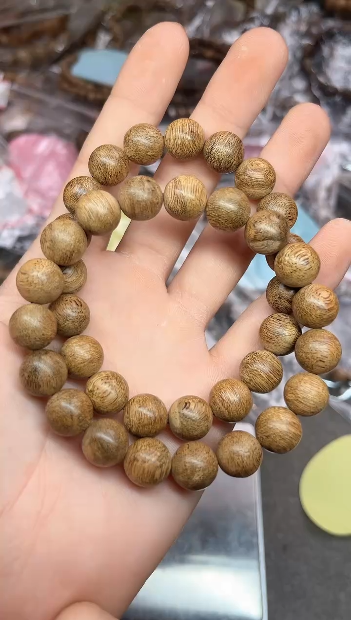 【闪购商品】沉香手串121号文莱软丝多样性发货1条