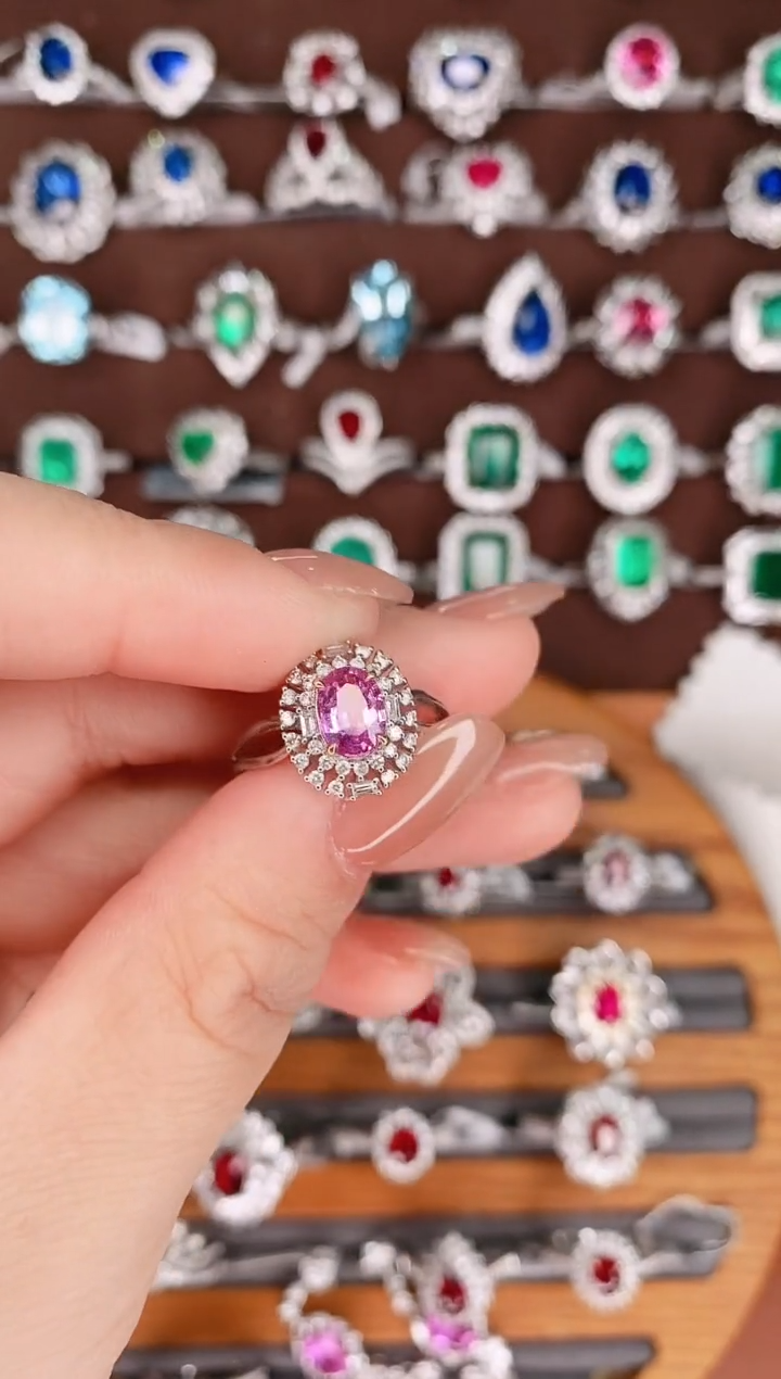 【闪购商品】彩色蓝宝石18K金戒指18K金镶嵌·