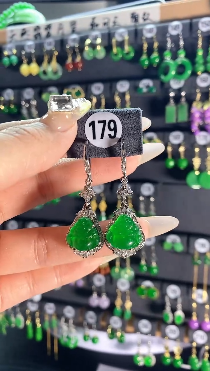 【闪购商品】翡翠颈饰银S925镶嵌179...