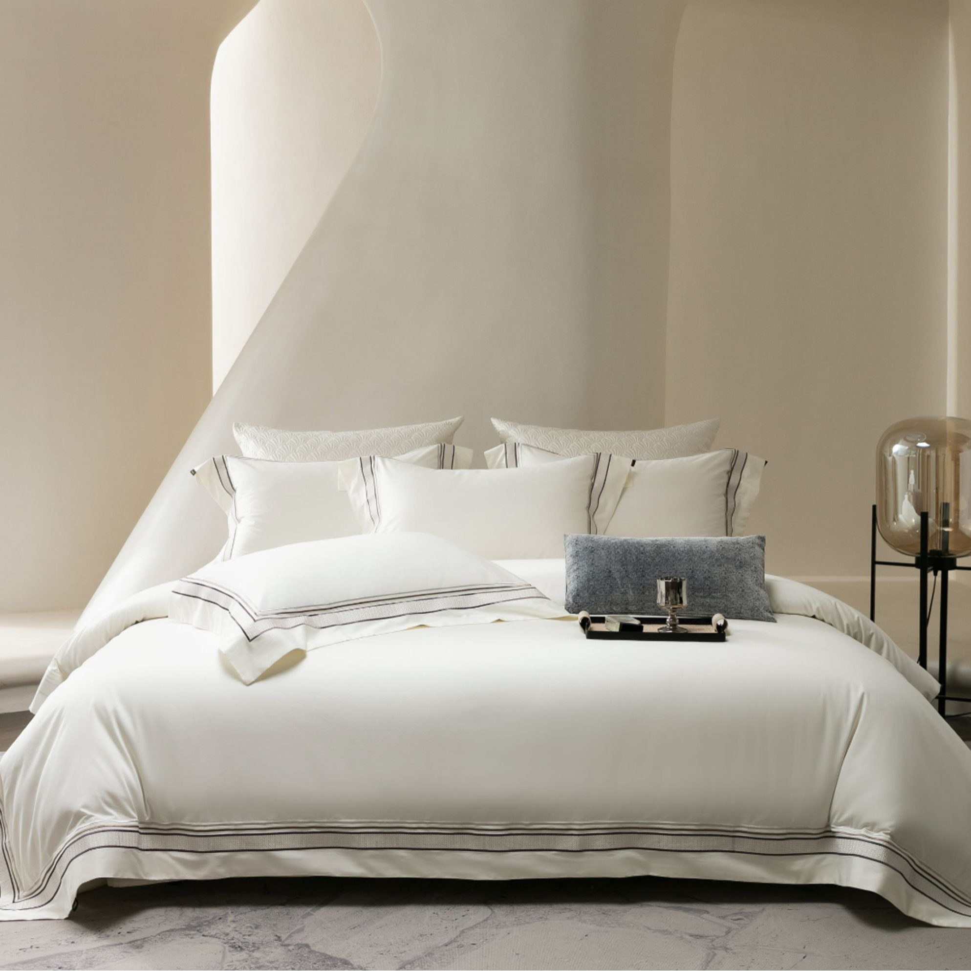 孔龙  诗丹娜 轻奢简约风搭配拼角工艺 贴服舒适轻氧裸感棉四件套