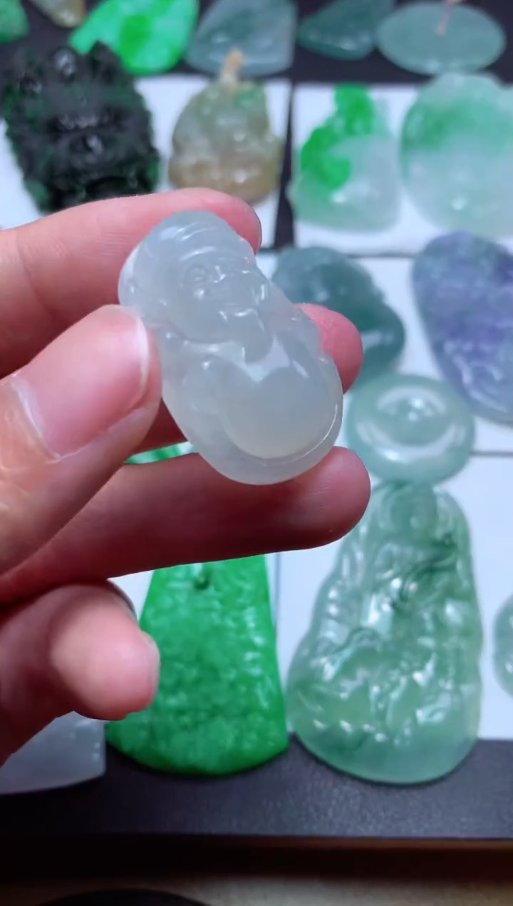 翡翠未镶嵌颈饰天然翡翠