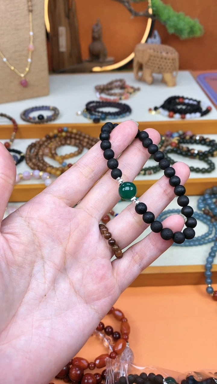 未镶嵌降真香手串单圈降真香玛瑙手串