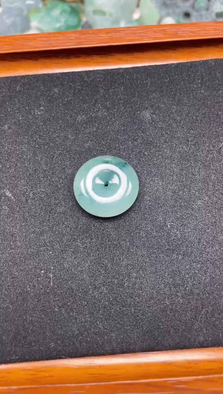 【闪购商品】翡翠颈饰未镶嵌平安扣