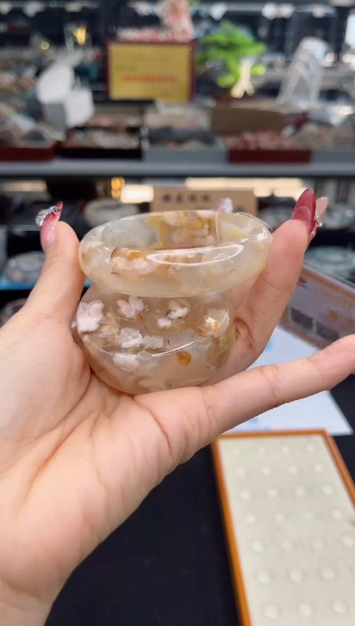 【闪购商品】石英质玉手镯未镶嵌56圈口（赠品镯心）3687164