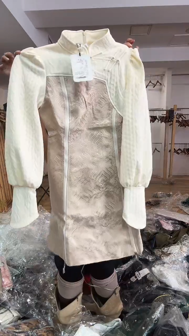 卫衣裙       M码       80-105斤