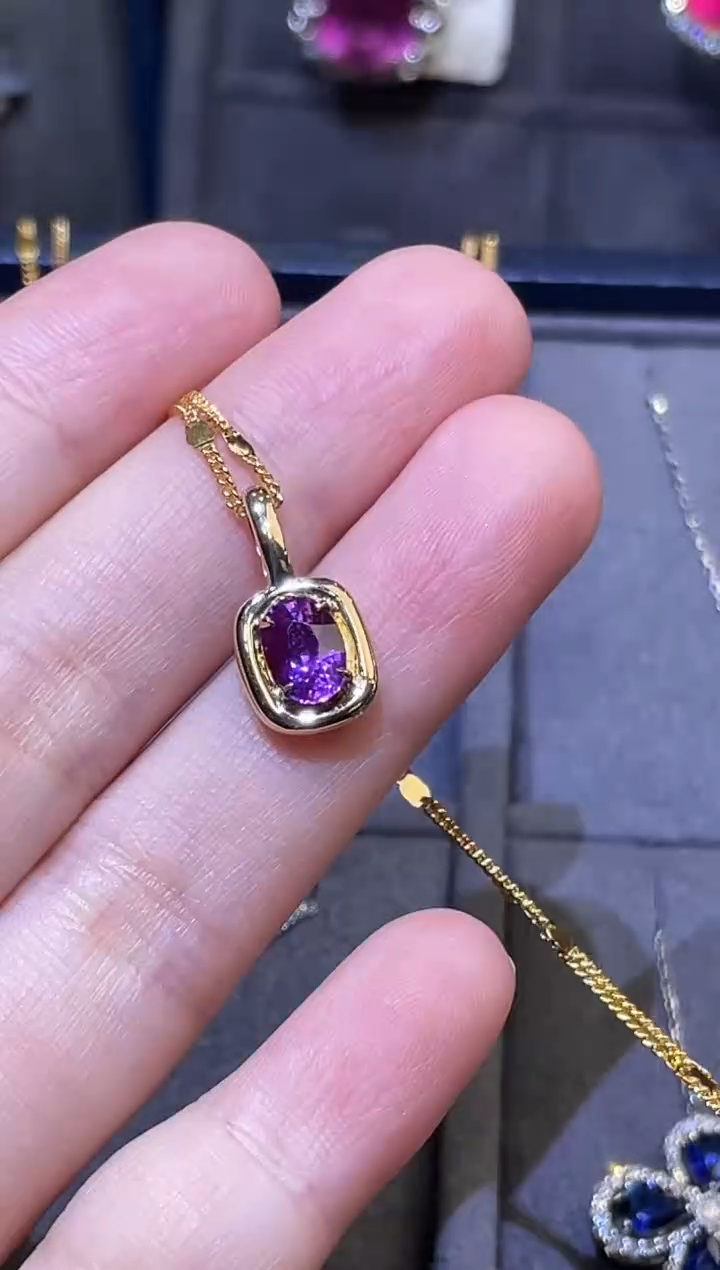 【闪购商品】彩色蓝宝石吊坠(不含链)18K金镶嵌1.1ct