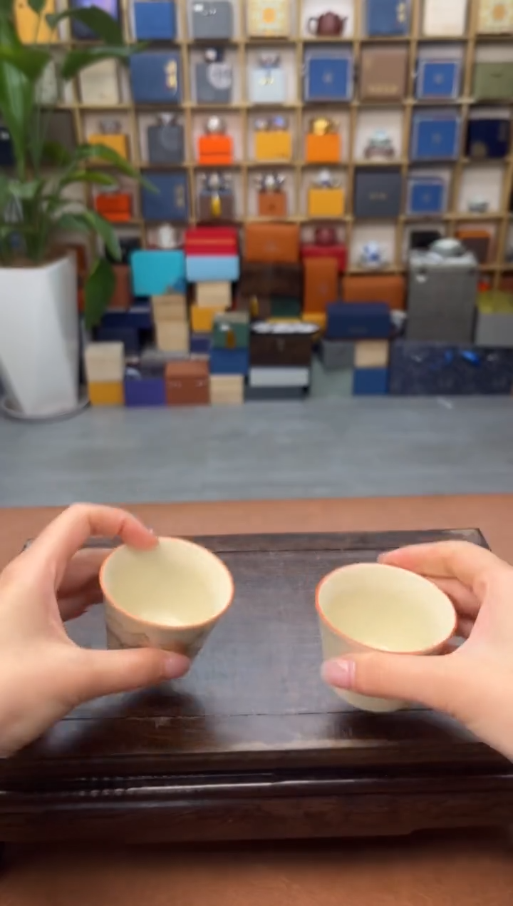 【闪购商品】v@@万瓷茶奢馆甄选精品