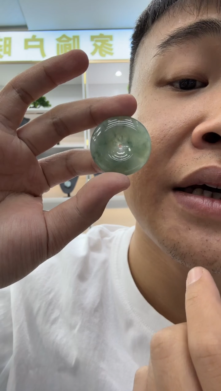 颈饰未镶嵌翡翠天然翡翠A货孤品一件 