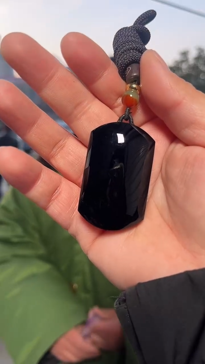 【闪购商品】水晶吊坠(赠链)未镶嵌天然黑水晶无事牌多样性发一