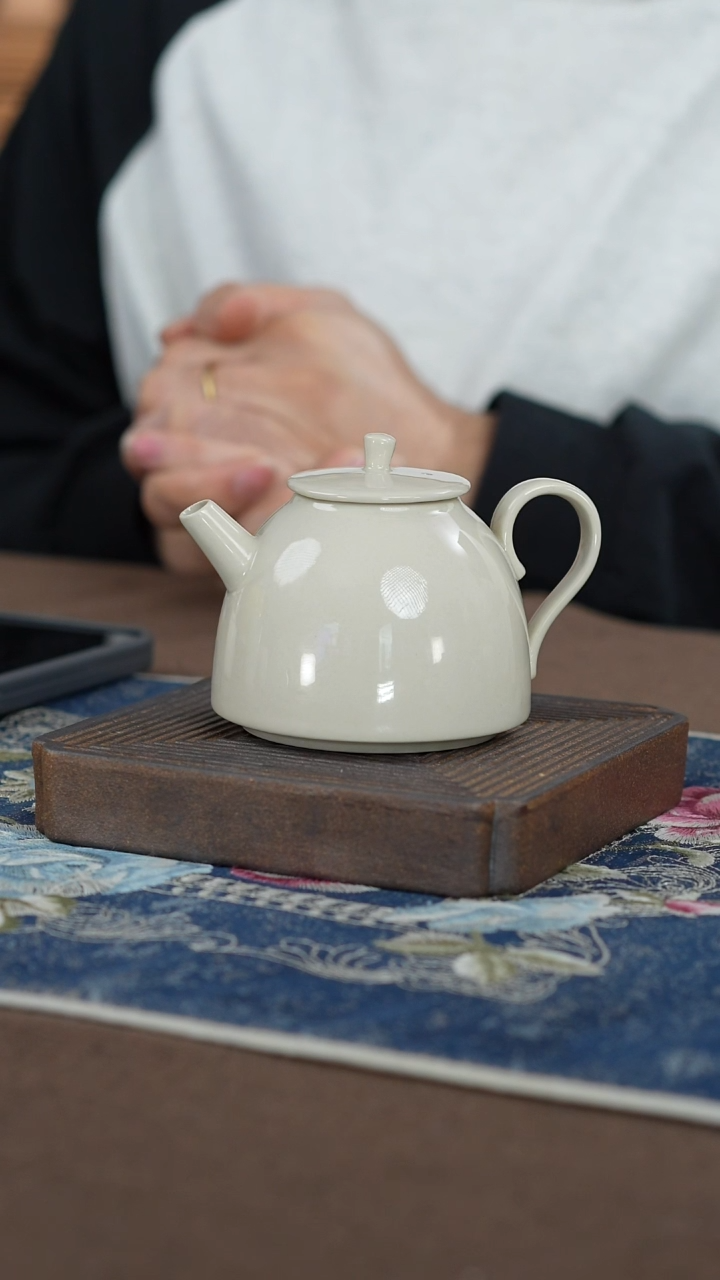 【闪购商品】【草木灰小墩壶】【13西泠礼盒】