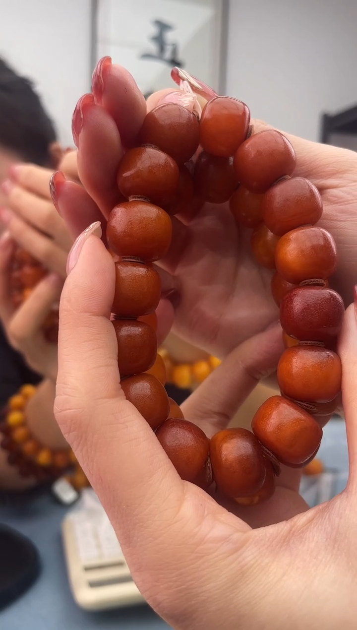 【闪购商品】琥珀珠宝奇石未镶嵌多样性发其一假一罚十，042.17