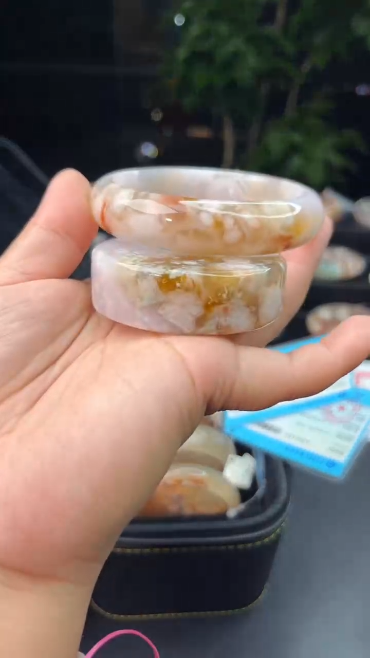 【闪购商品】石英质玉手镯未镶嵌赠送镯心（圈口58+